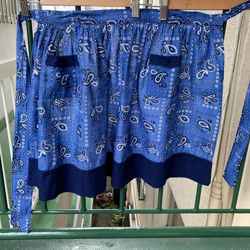 画像: 70'S blue bandanna printed apron