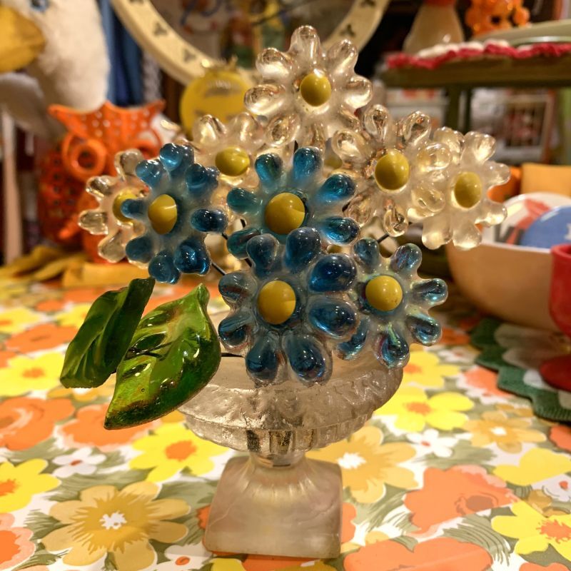 画像: Vintage lucite flower(ye.Bl)