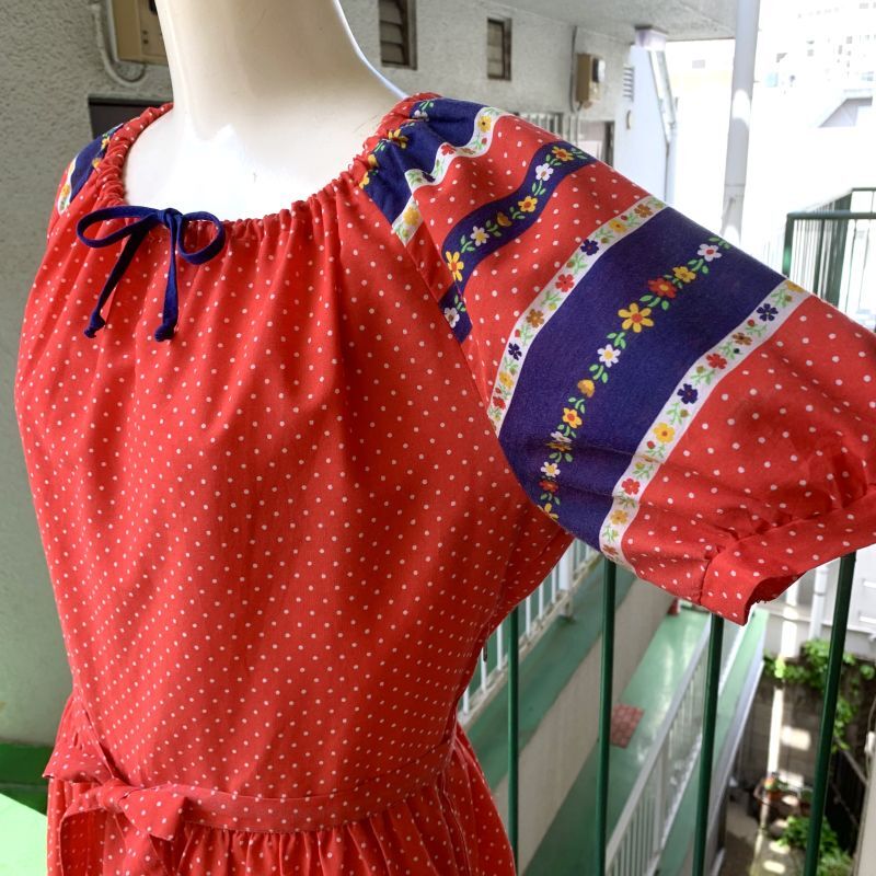 画像: Vintage flower printed pindots dress