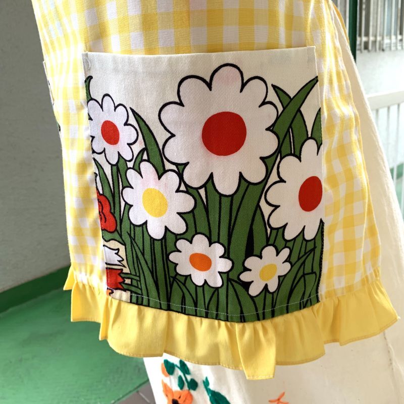 画像: Vintage YE checkered pop flower pocket apron