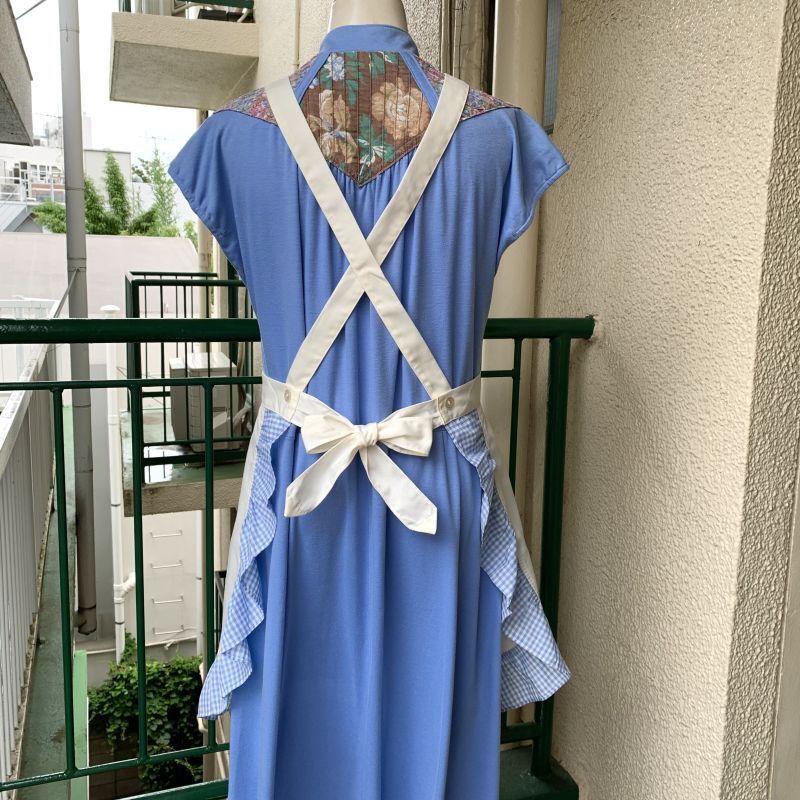 画像: Vintage light blue checkered flower lace apron