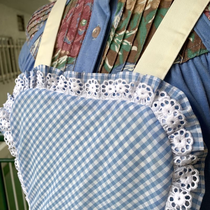 画像: Vintage light blue checkered flower lace apron