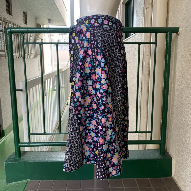 画像: Vintage flower pattern wrap skirt