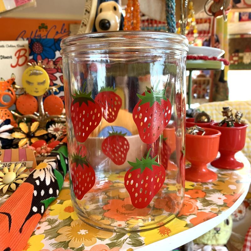 画像: Vintage strawberry pattern glass pot