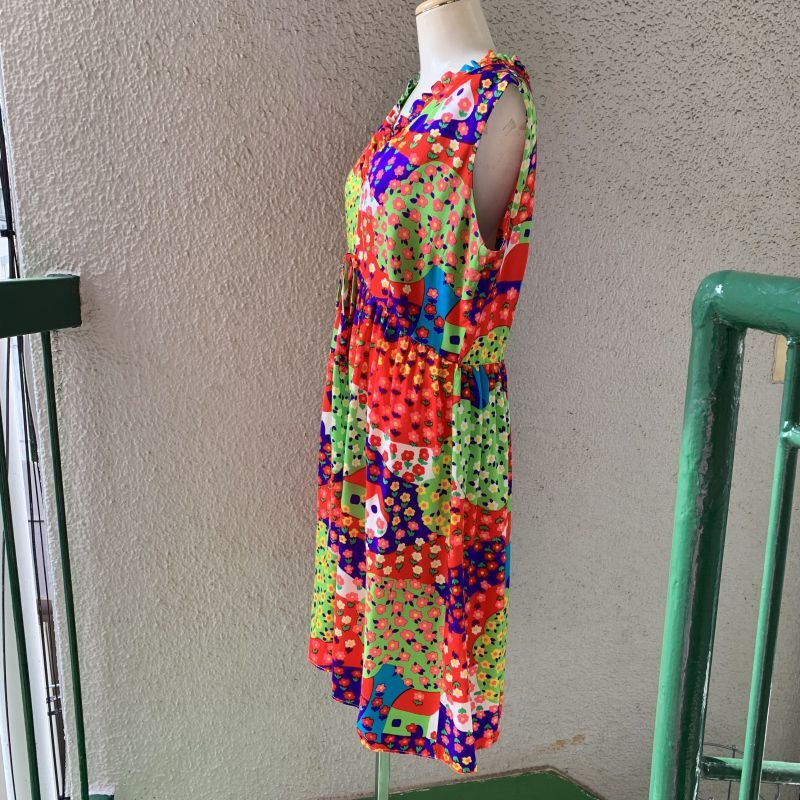 画像: Vintage flower&house patchwork pattern sleeveless dress