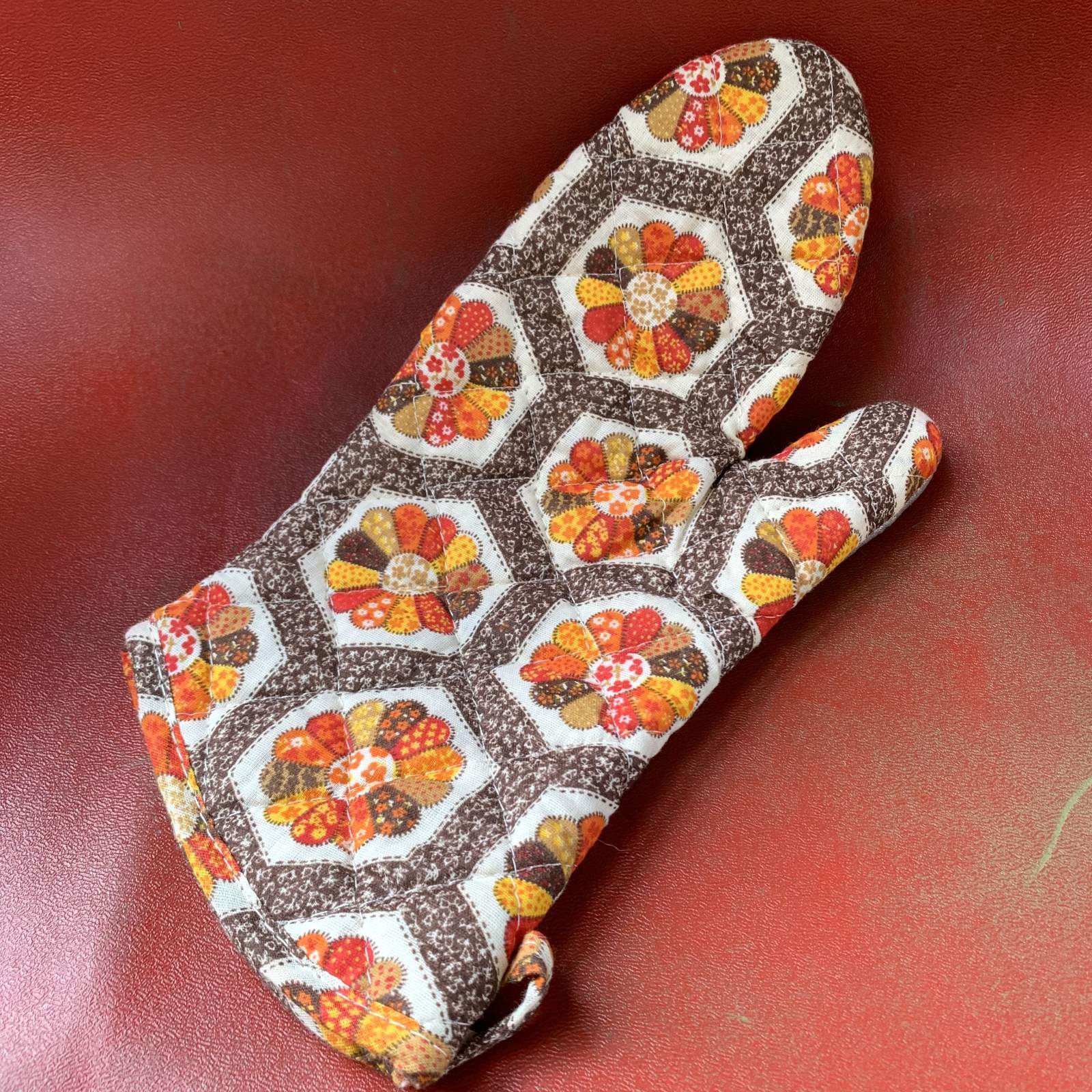 画像: Vintage dresden patchwork printed quilting mittens