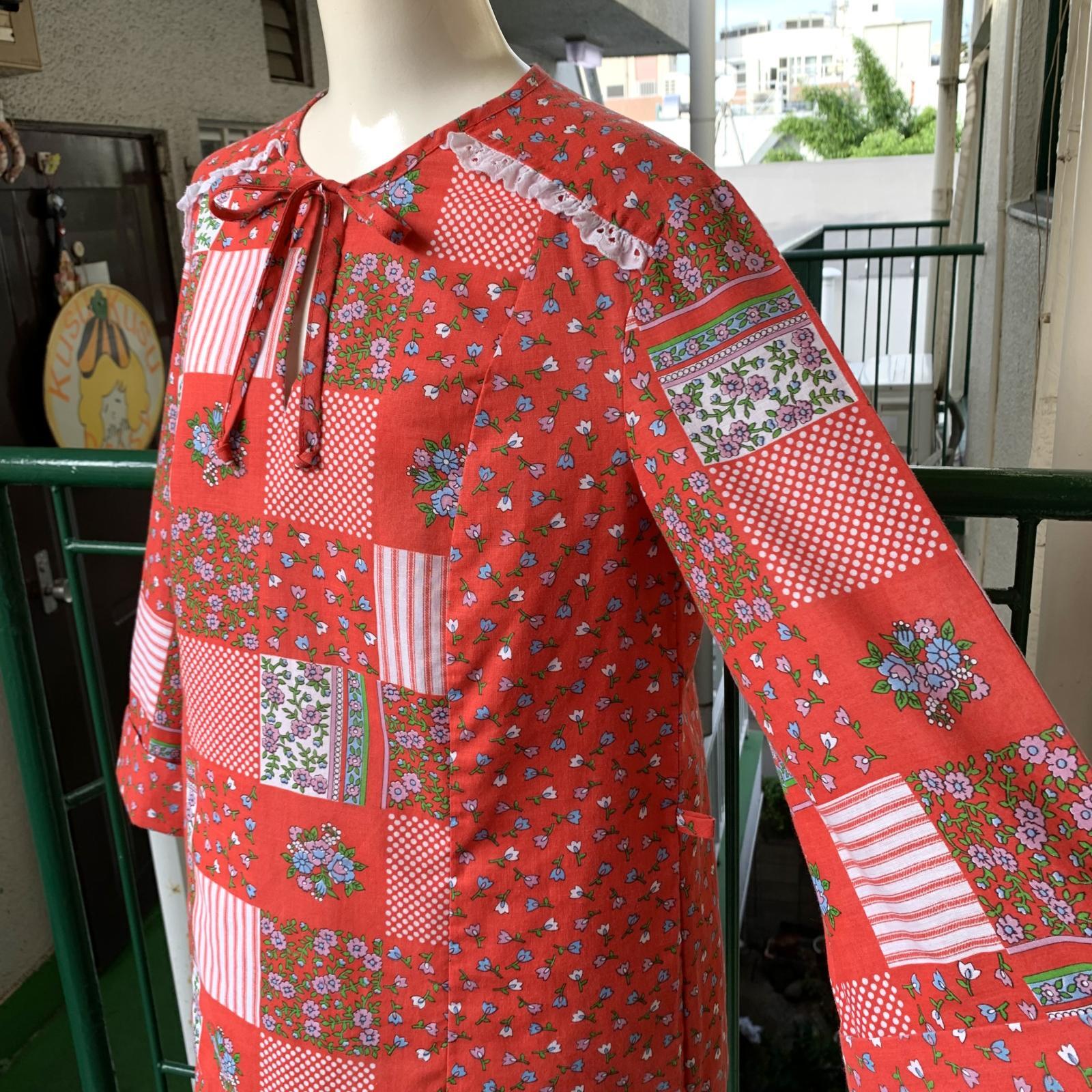 画像: Vintage flower patchwork printed top