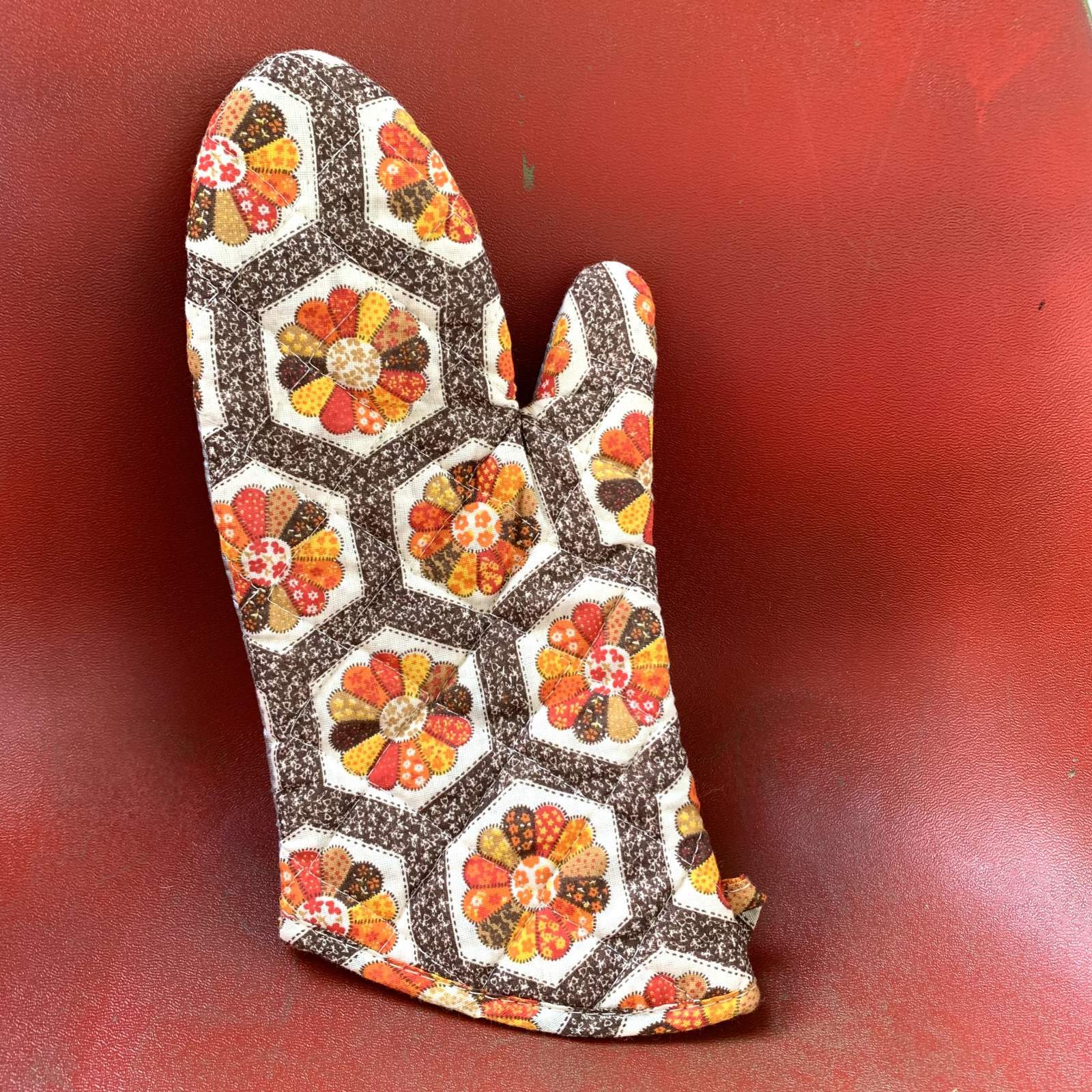 画像: Vintage dresden patchwork printed quilting mittens