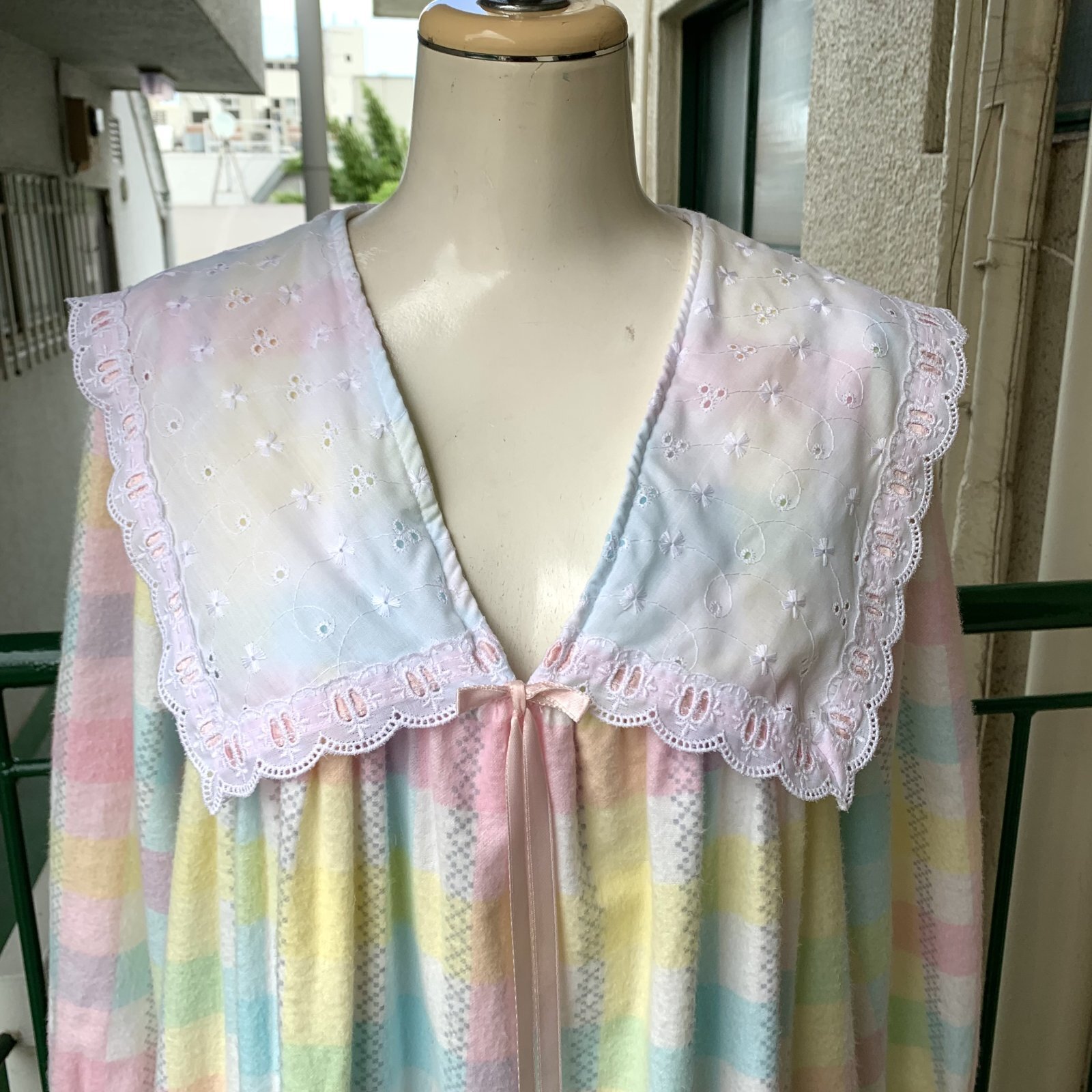 画像: H様専用　Vintage flower embroidery cotton collar pastel check dress