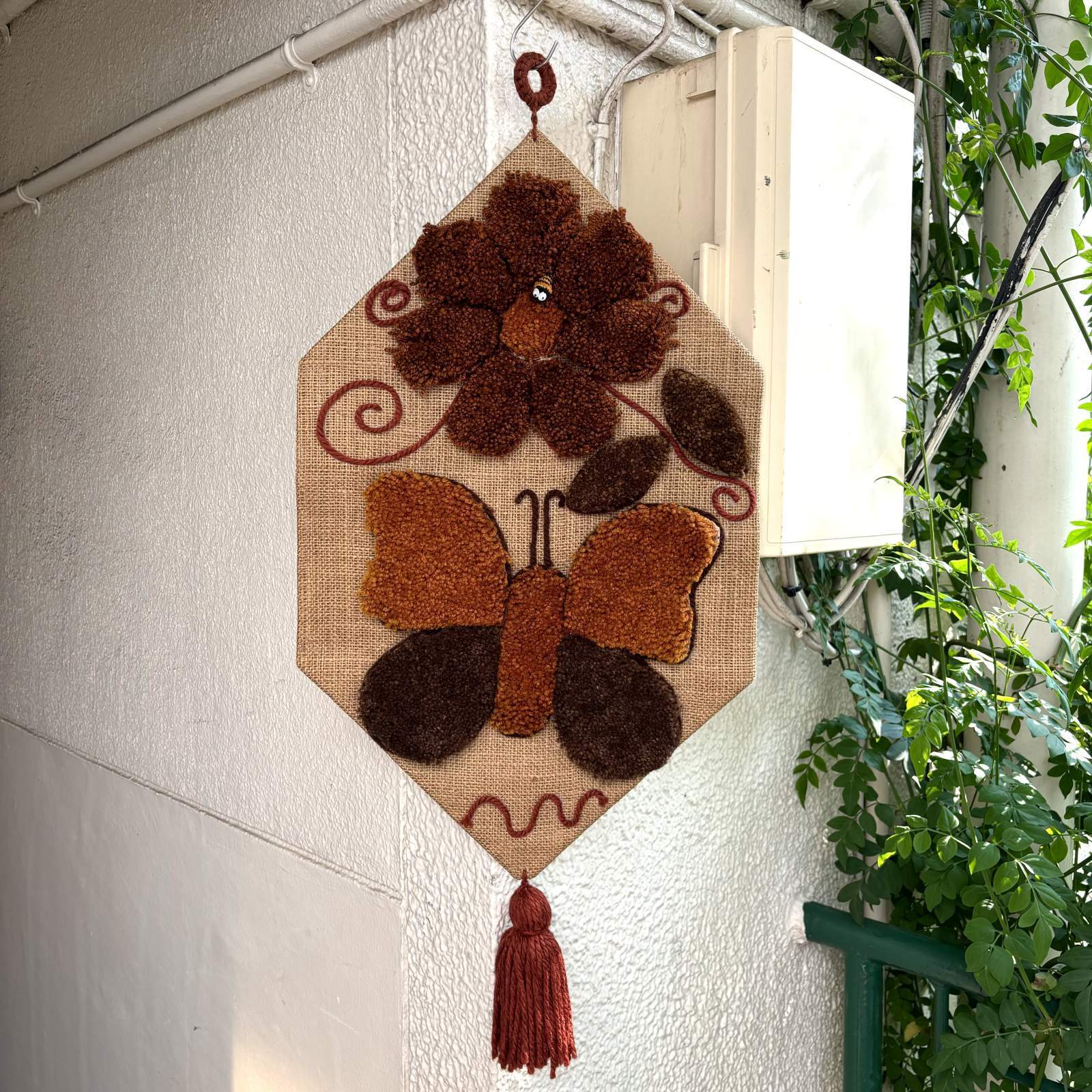 画像: Vintage flower&butterfly&bee rug hemp tapestry