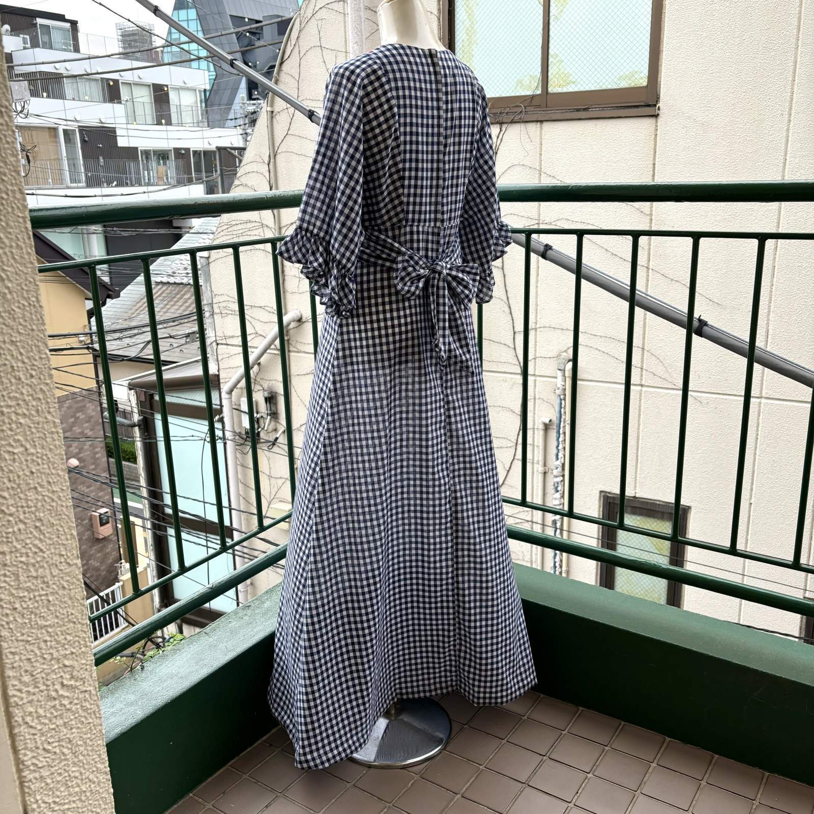 画像: Vintage cross stitch navy checkered ruffle sleeves dress