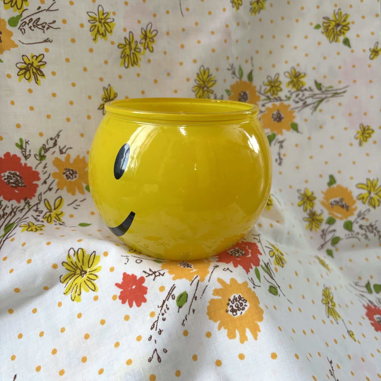 画像: Vintage smile glass bowl