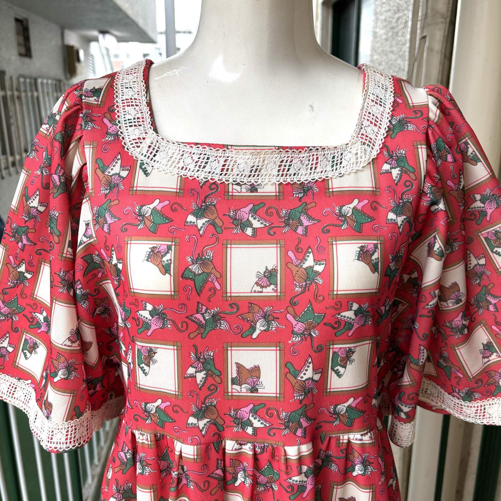 画像: Vintage butterfly printed flaresleeves dress