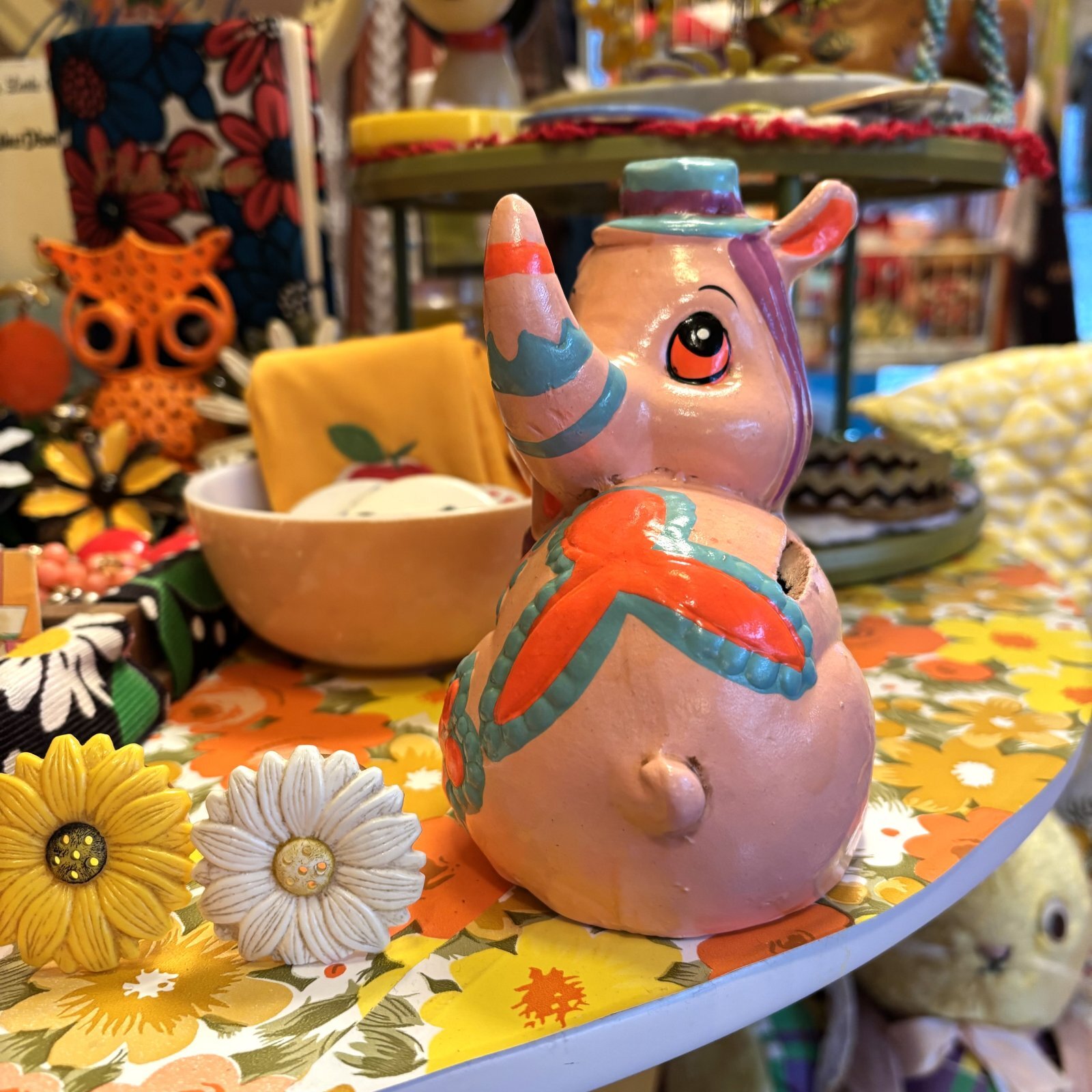 画像: Vintage rhinoceros piggy bank