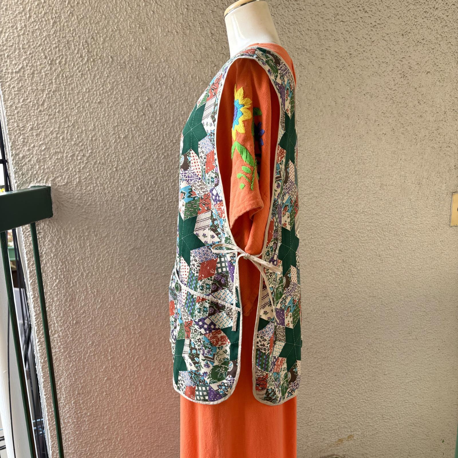 画像: Vintage patchwork printed apron top