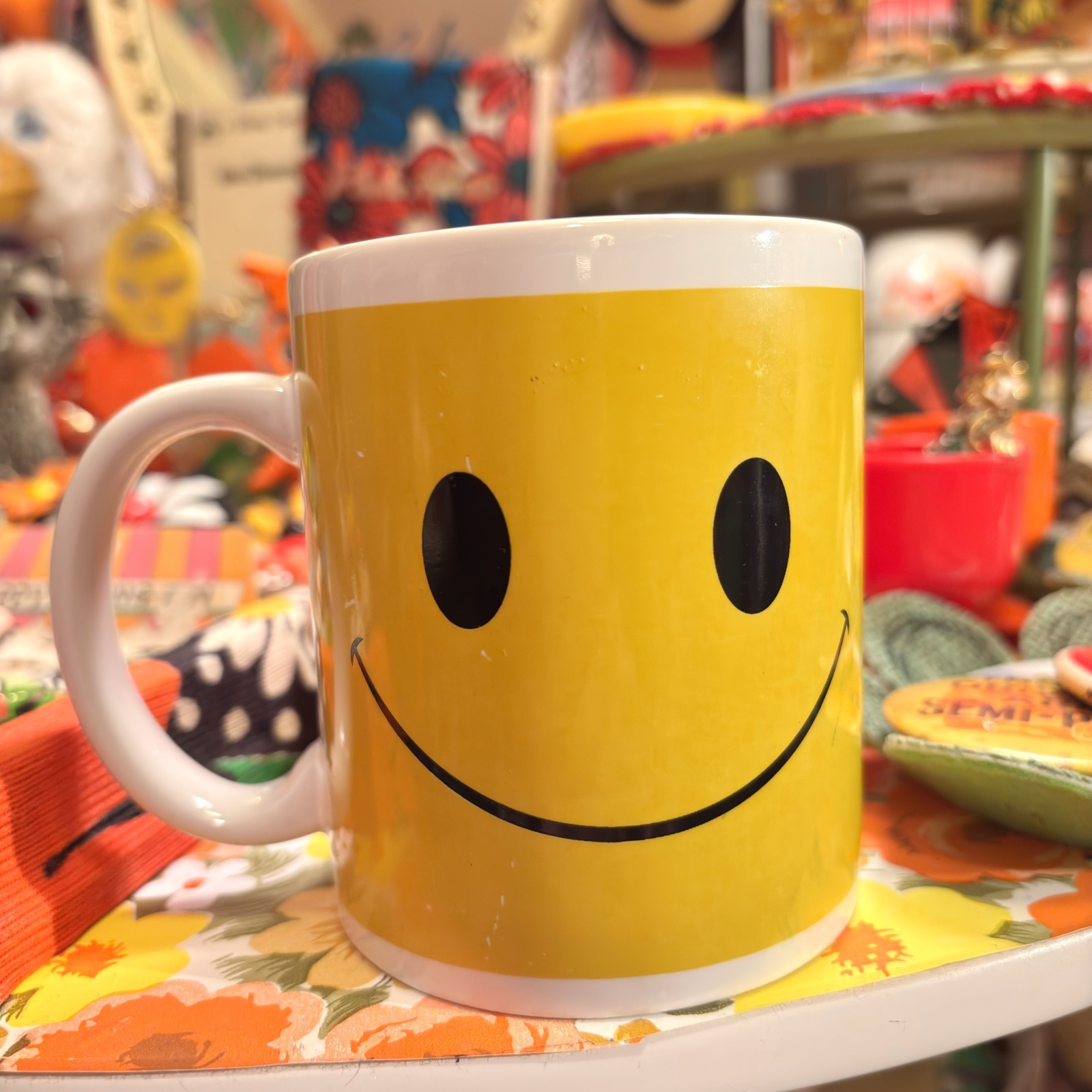 画像: Vintage smile printed mug