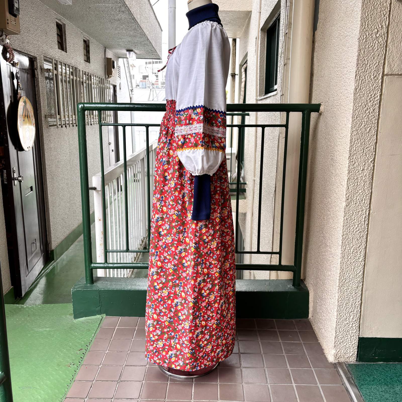 画像: Vintage tulip flower balloon sleeve dress