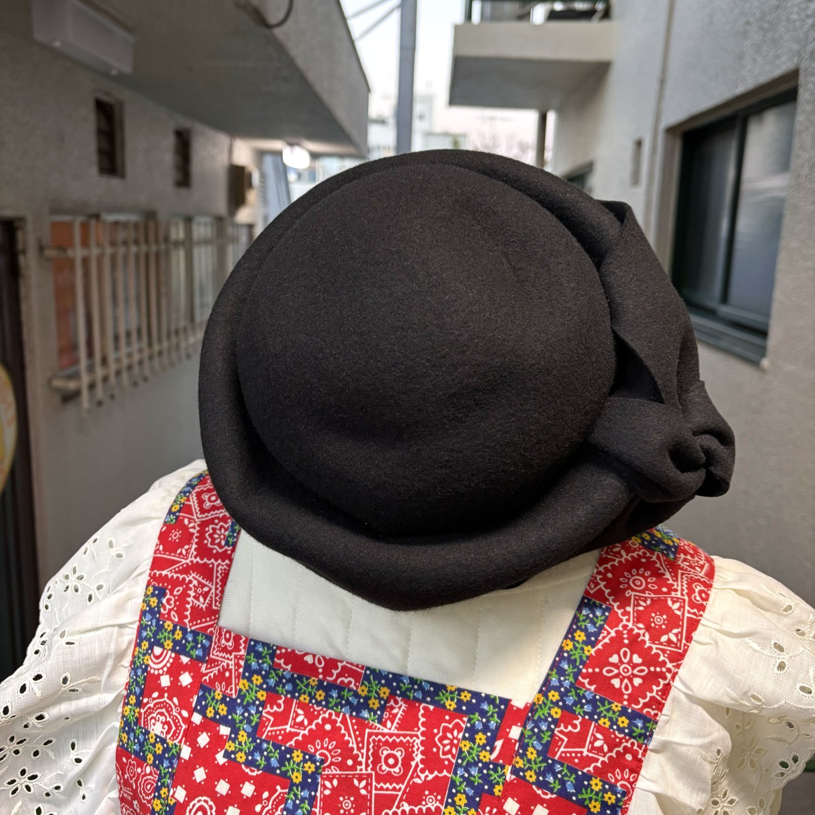 画像: Vintage felt design hat