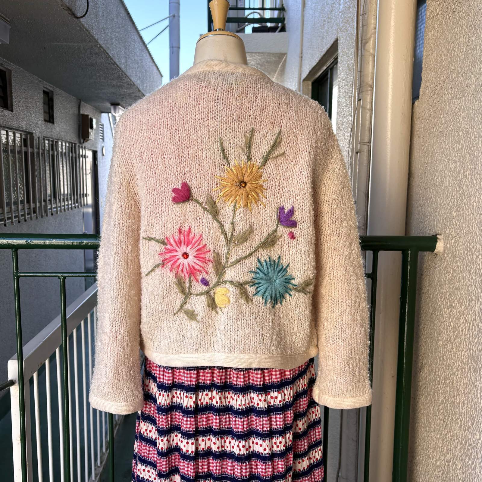 画像: 50'S〜60'S Vintage flower embroidery mohair cardigan