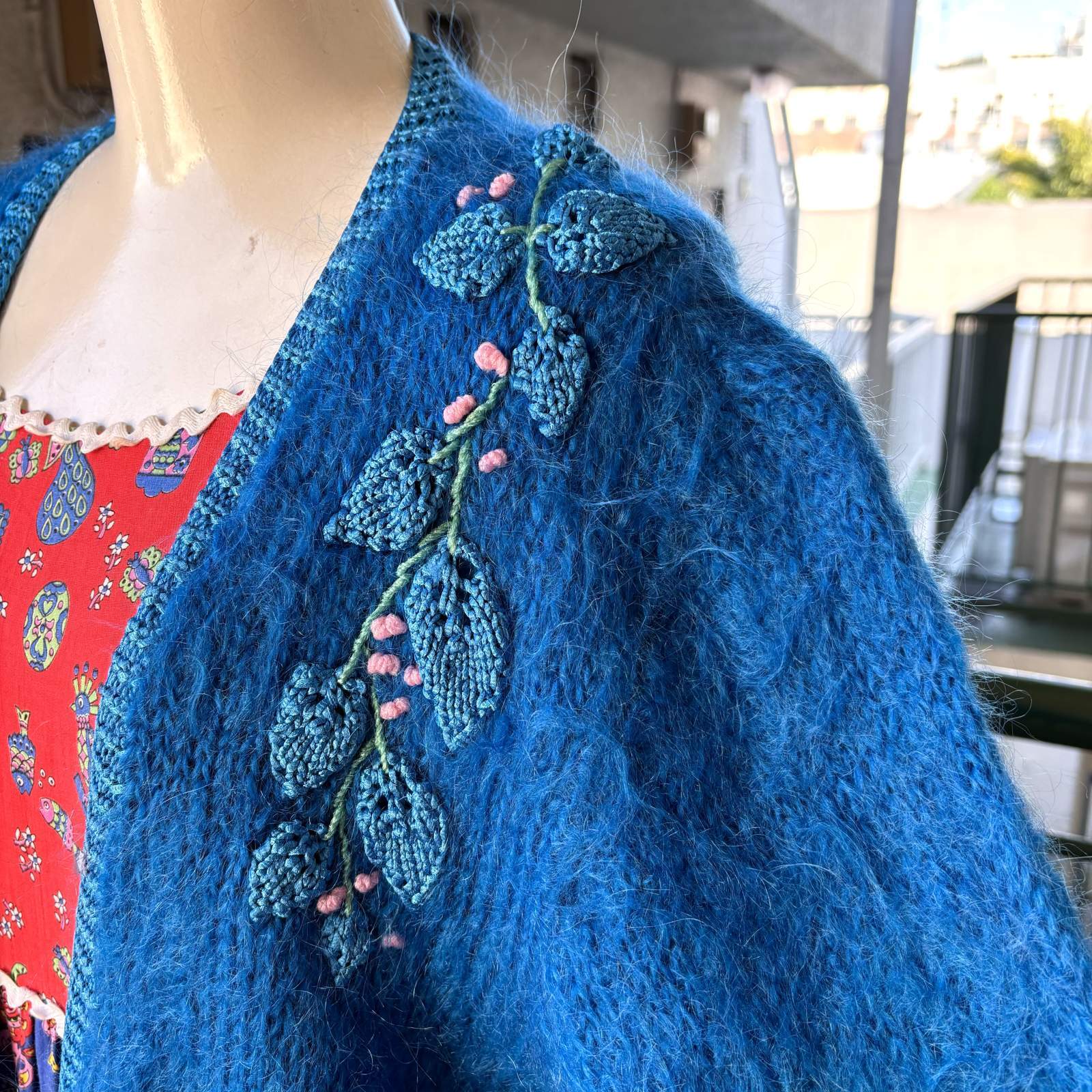 画像: Vintage flower embroidery mohair knit cardigan